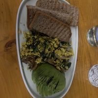 Tofu scramble avocado toast  at Let it V - plant based in Buenos Aires