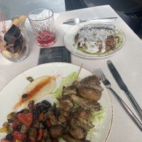 Mains  at Let it V - plant based in Buenos Aires