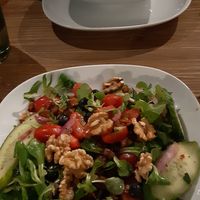 Pindasoep en salade at Yemaya's Vegan Corner in Amsterdam