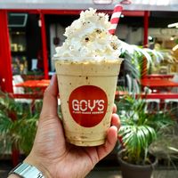 Malteadas Veganas: Extra cremosas, 100% veganas. Elige tu sabor favorito. 🥤Vainilla, Chocolate, Oreo: Vainilla y Oreos, Pay de Limón, Café. at Goy's Plant-Based Burgers - Álvaro Obregón in Mexico City