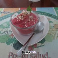 Raw strawberry banana ice cream at Savia Comida Rica y Nutrivida in Merida