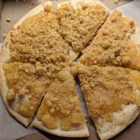Vegan dessert pizza: apple strudel flavor at CountryStyle in Bridgeville