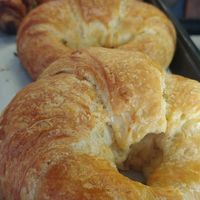  at Winstar Donuts in Lynwood