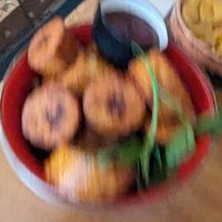 Aloco at L'Embuscade in Paris