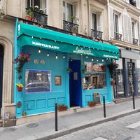  at L'Embuscade in Paris