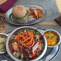 Vegan Burger and Botija Pirate de vegetales at Fonda Al Pirata in Havana