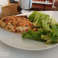 Tarte saumon at The Robin Room in Amiens