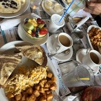   at Queens Coach in Niagara Falls