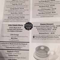  at Queens Coach in Niagara Falls