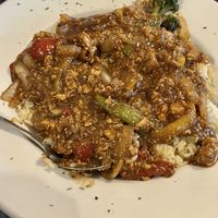 Tofu and veggie teriyaki   at Queens Coach in Niagara Falls