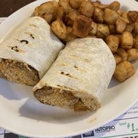 Rustic wrap  at Queens Coach in Niagara Falls