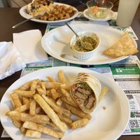   at Queens Coach in Niagara Falls