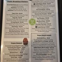  at Queens Coach in Niagara Falls