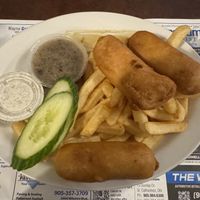 Vegan Fish (Palm Hearts) and Chips  at Queens Coach in Niagara Falls