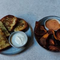 Starters: garlic bread and sweet potato at Skrymslet Under Trappan in Norrkoping