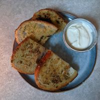 Garlic bread at Skrymslet Under Trappan in Norrkoping