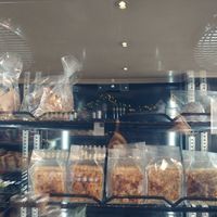 Apple pie, carrot muffins, date-nut-mango balls at Hé Jij in Katwijk Aan Zee