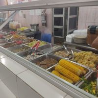 Buffet options at El Jardin Vegetariano in Panama City