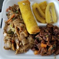 tofu and more at El Jardin Vegetariano in Panama City