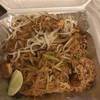 Pad Thai with tofu not egg at Happy Thai in Bloomington
