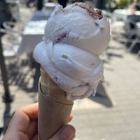 Stracciatella and cheese cake ice cream  at IceLab NiceCream Creations in Antwerpen