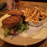Vegan beyond burger-mayo and buns also vegan  at McMullan's Irish Pub in Las Vegas