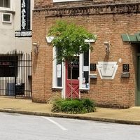 Storefront at PoPsy in Tupelo