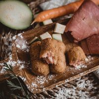 Sinjamón la clasica croqueta de jamón 100% vegana at La Cuina de la Iaia in Argentona