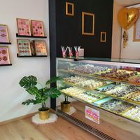 The counter at Royal Donuts in Dusseldorf