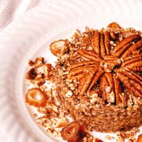 Pecan pie at Zest Raw Vegan Eats in Chicago