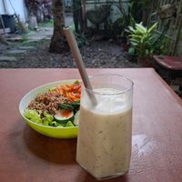 Pineapple coconut chia blend at Chia Eatery in Dumaguete