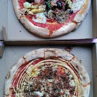 Lower one is called Happy Pig, I can highly recommend that! at Dr Drooly in Munich