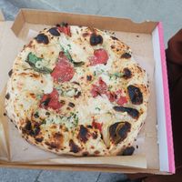 "Salami"-Pizza at Dr Drooly in Munich