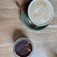 Cafe latte and tiramisu at Kringel in Tallinn