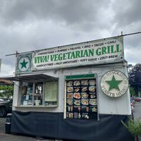 Front at Viva! Vegetarian Grill - Food Cart in Eugene
