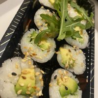 Maki-Sushi mit Avocado  at Thuy Phat Sushi Express in Hannover