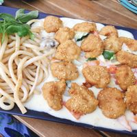 noodles, chicken & curry  at Thuy Phat Sushi Express in Hannover