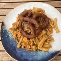 Penne mit Walnusspesto und Zwiebel-Tempura  at Green Bee in Rinteln