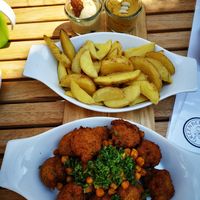 Falafel und Wedges at Green Bee in Rinteln