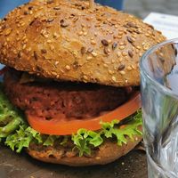 Wunderrübe burger at Peter Pane in Dusseldorf