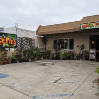Front of restaurant at Peace Pies in San Diego