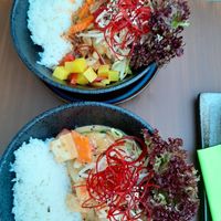 2 main dishes, one tofu curry bowl, one Good Life Bowl at An Chay in Leipzig