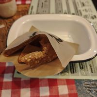 Caramelized peanuts at Jabiru Café in Strasbourg