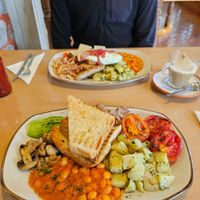 Vegan big breakfast at Jack's Café in Cusco