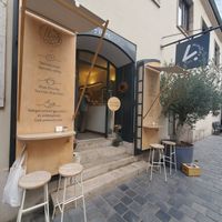  at 4minutes Cafe in Budapest