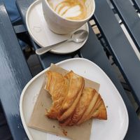  at 4minutes Cafe in Budapest