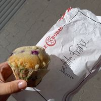 Blueberry muffin at Le Crobag in Linz