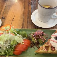 Vegan and gluten free savoury waffle 🧇 😋  at Trivitys in Berlin