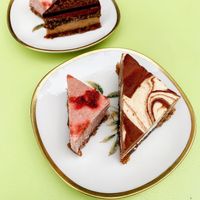 Raw desserts - I recommenced the Elvis!  at Trivitys in Berlin