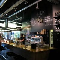 Interior Vibes at Mani's Coffee & Bagels in Thun